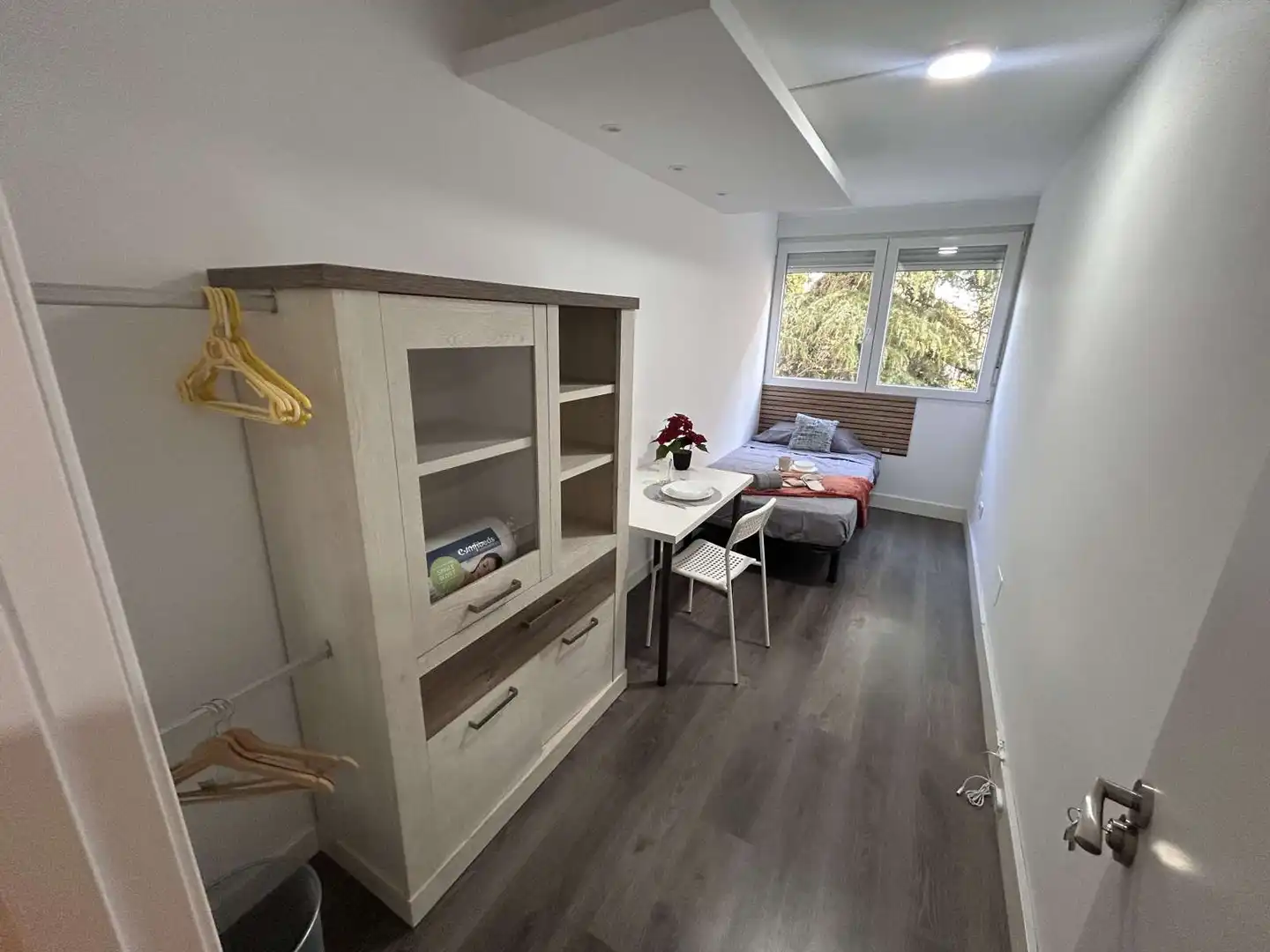 Room in Tres Olivos - Valverde