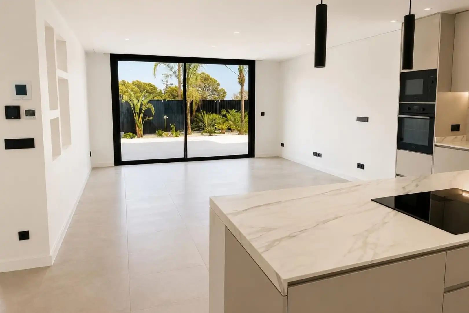 Cocina de Casa o chalet en venta en L'Alfàs del Pi con Aire acondicionado, Calefacción y Terraza