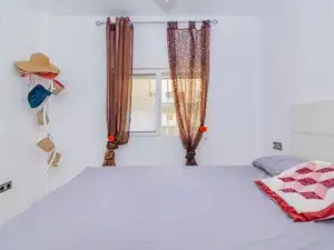 Bedroom of Flat for rent in Almuñécar  with Air Conditioner, Terrace and Furnished