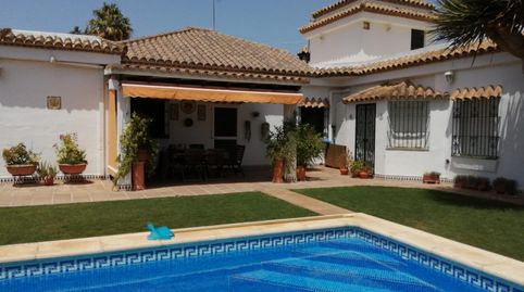 Foto 5 de Casa o xalet en venda a Núcleo urbano, Chiclana de la Frontera