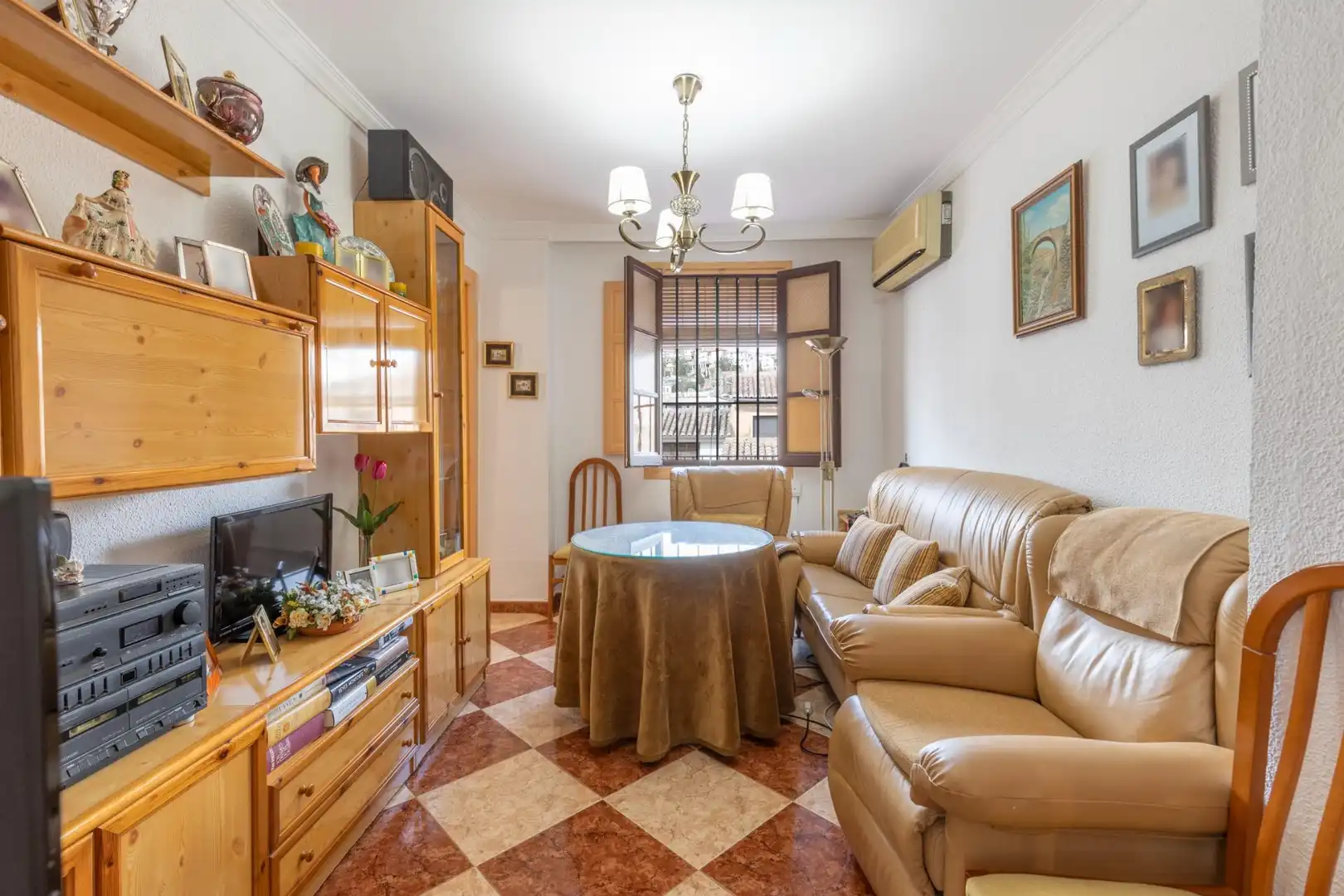 Sala d'estar de Àtic en venda en Granada