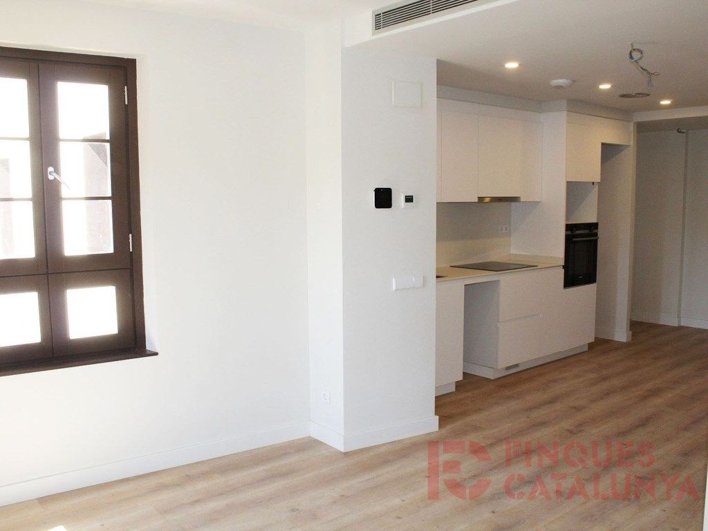 Cuina de Dúplex en venda en Girona Capital amb Aire condicionat