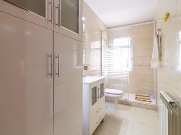 Appartamento con ascensore in vendita a Calle Hogar 68