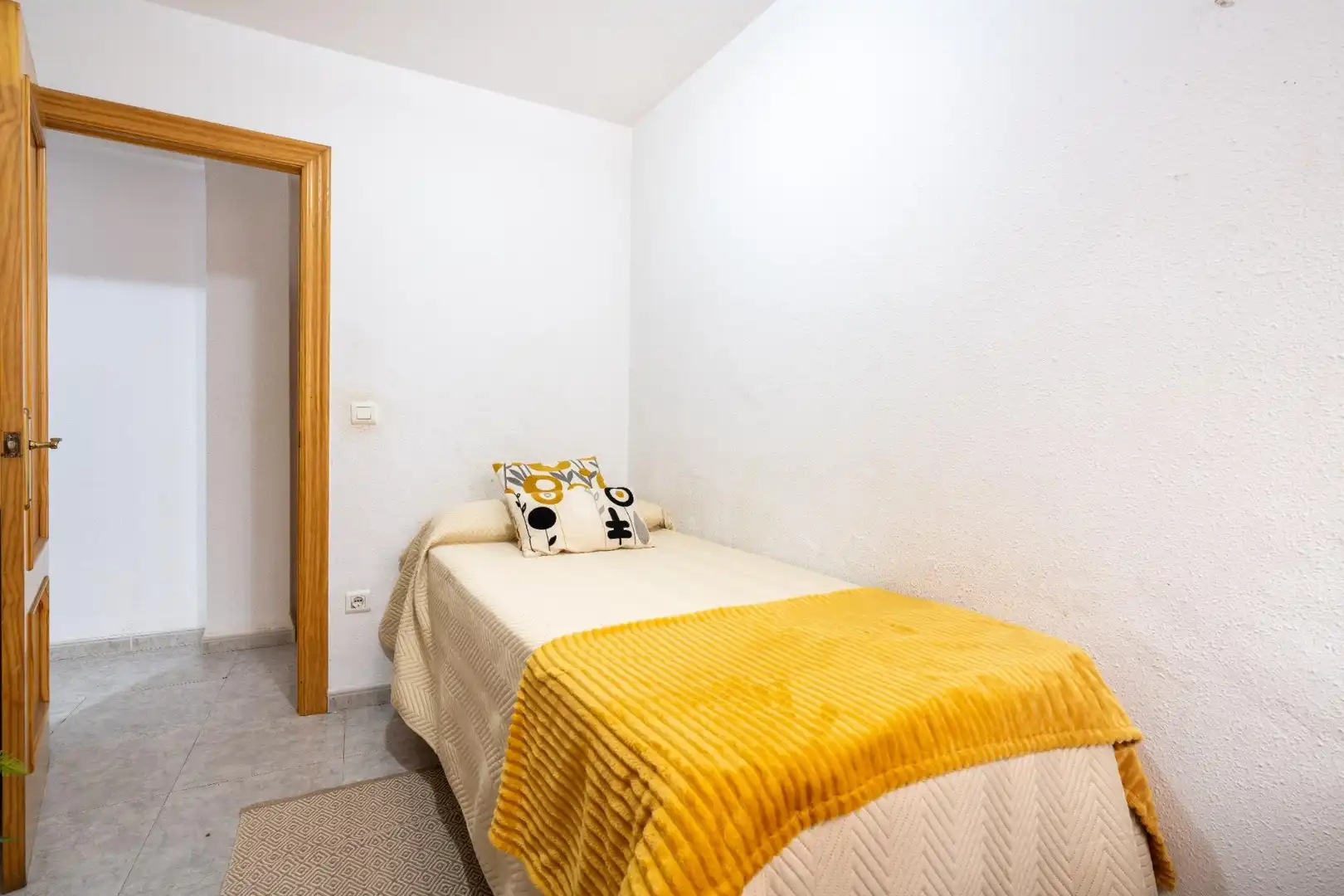 Habitación de Piso en venta en Almería