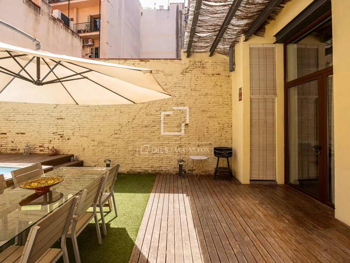 Terrasse von Wohnung zum Verkauf in Barcelona mit Klimaanlage und Terrasse