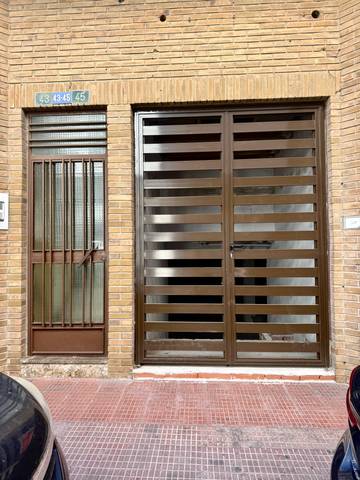 Local comercial en Venta en Calle de la Fuente, 43 en Los Ángeles