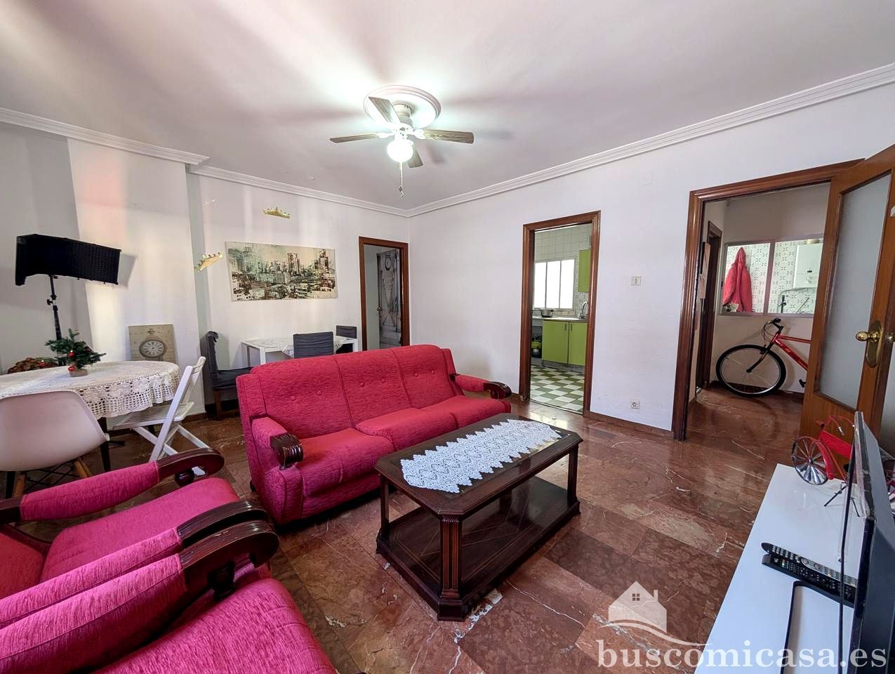 Sala d'estar de Pis en venda en Linares amb Traster i Balcó