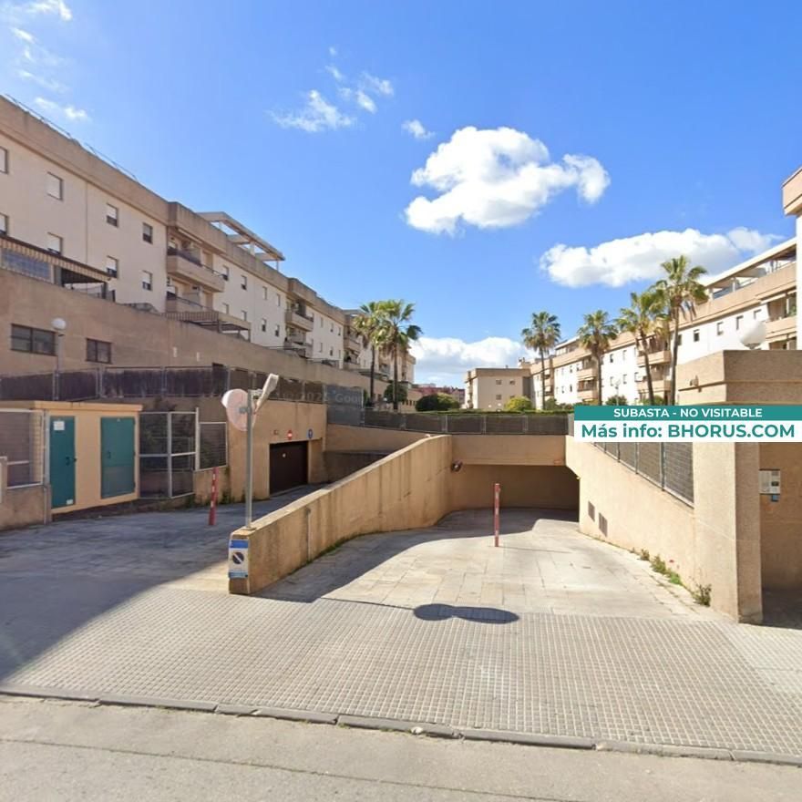 Vista exterior de Pis en venda en Jerez de la Frontera amb Jardí privat i Piscina