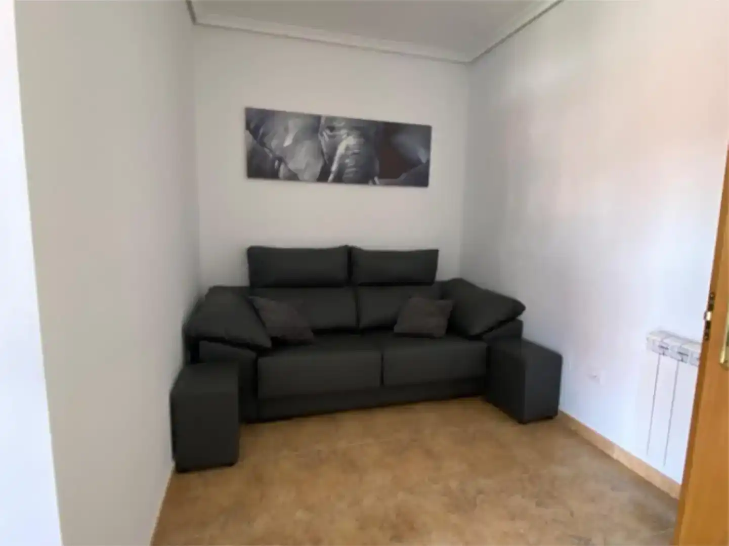 Sala d'estar de Àtic en venda en Cacabelos amb Parquet, Traster i Moblat