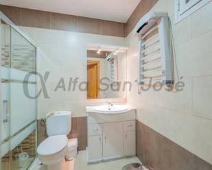Bathroom of Flat for sale in La Rinconada  with Air Conditioner, Swimming Pool and Furnished