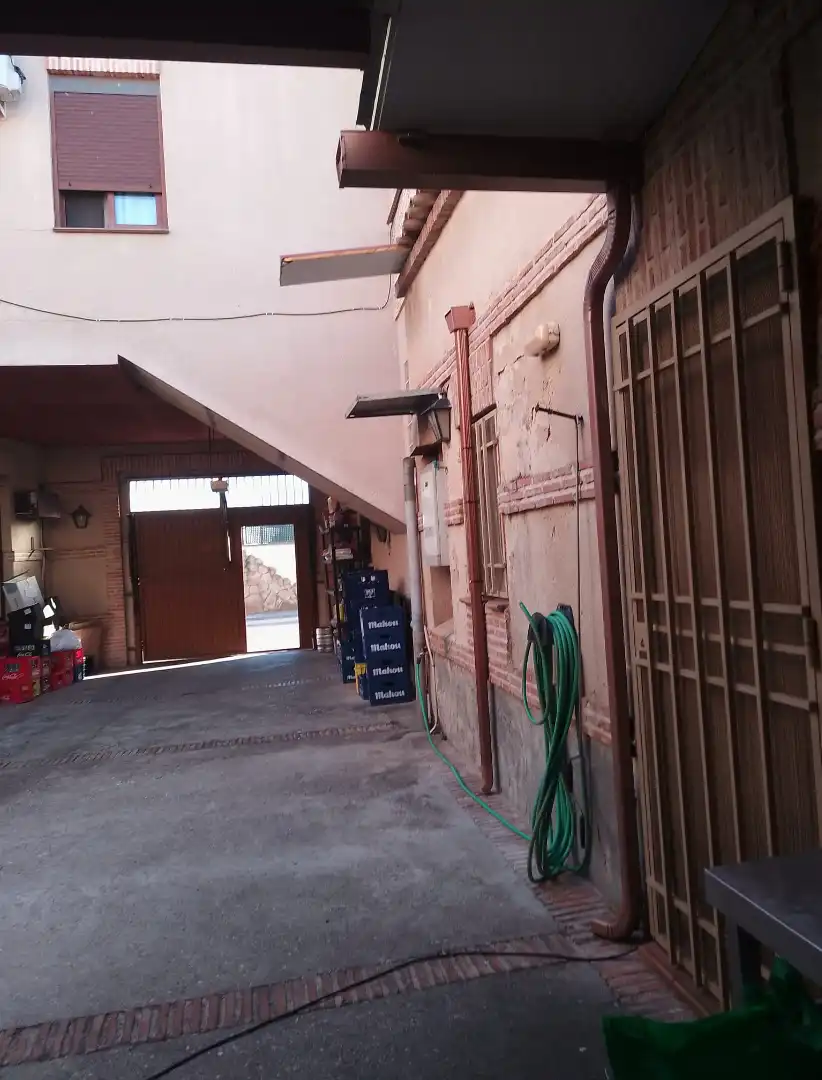 Edificio en venta en Malpica de Tajo con Alarma