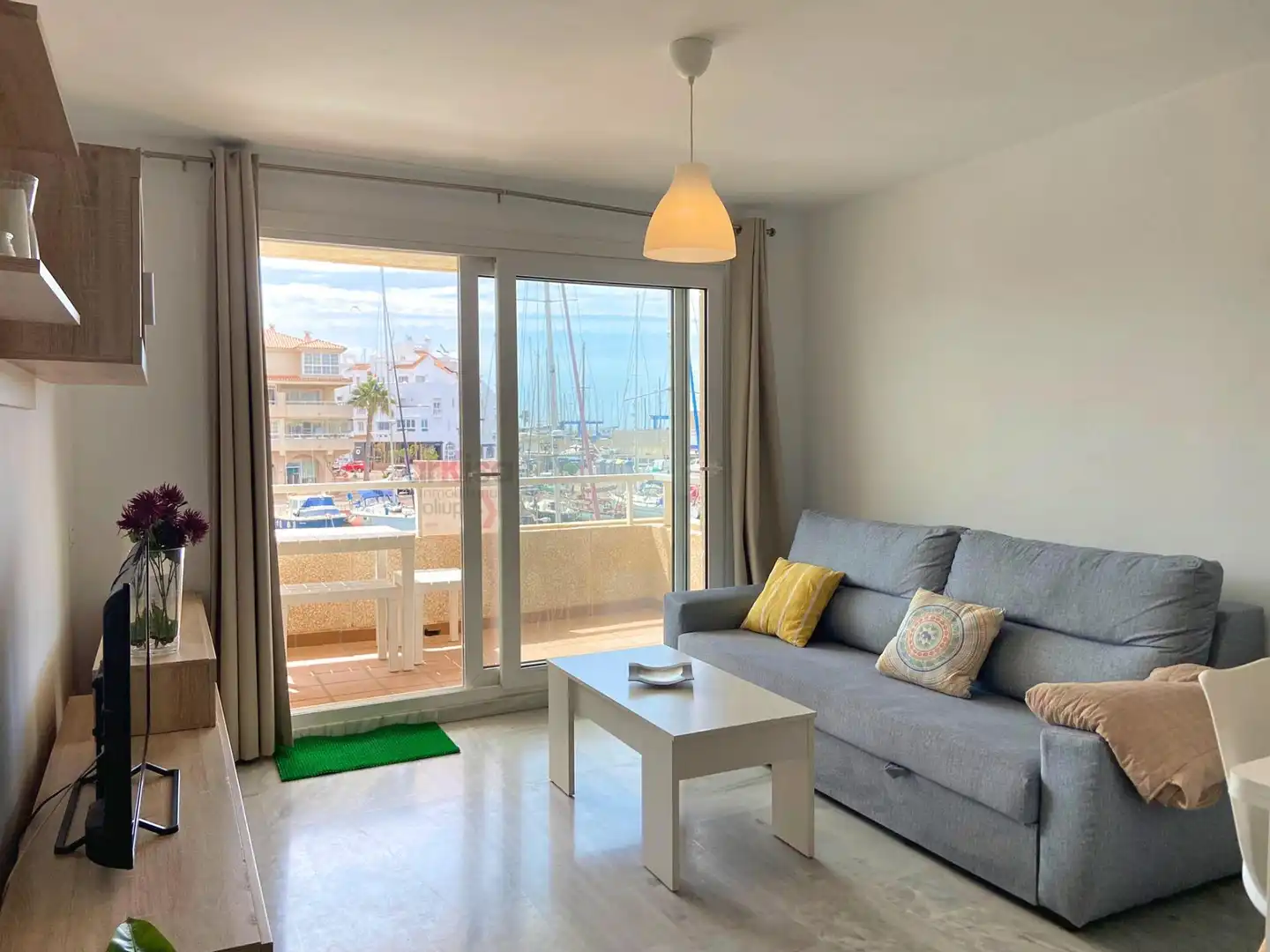 Apartamento de alquiler en Almerimar