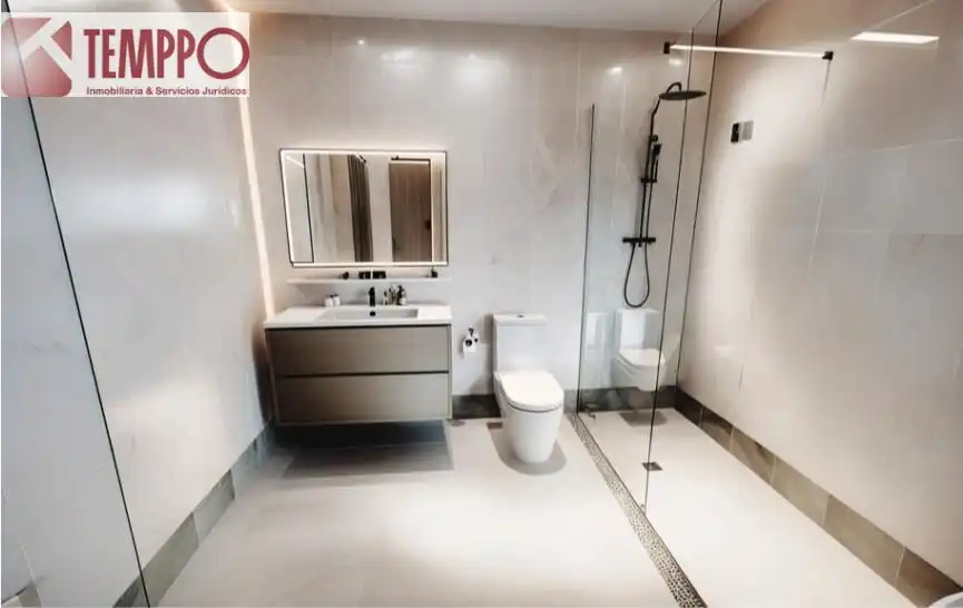Bathroom of Detached homes for sale in El Vendrell