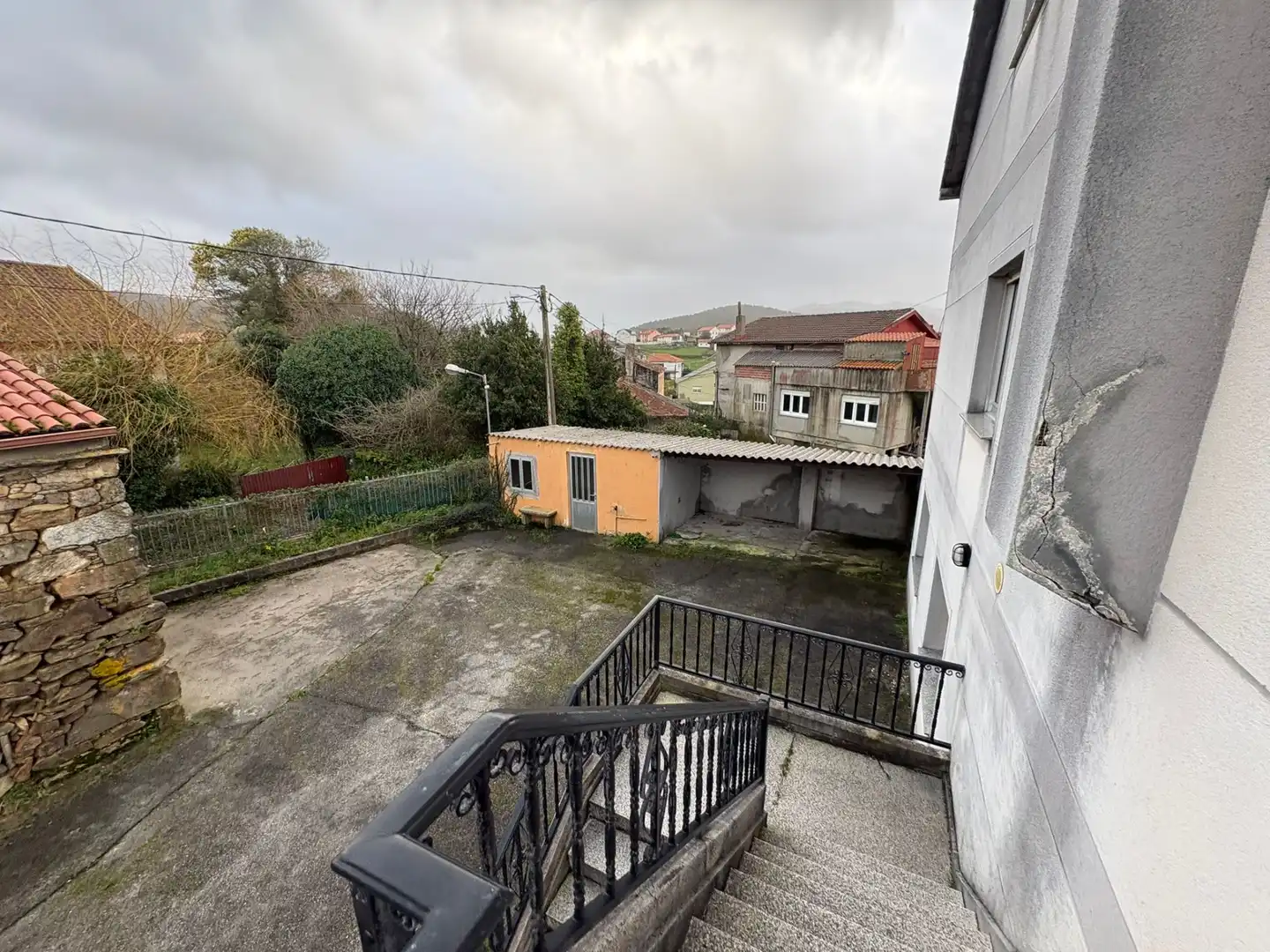 Vista exterior de Casa o xalet en venda en Cabana de Bergantiños amb Balcó