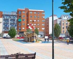 Vista exterior de Pis de lloguer en Badajoz Capital amb Aire condicionat