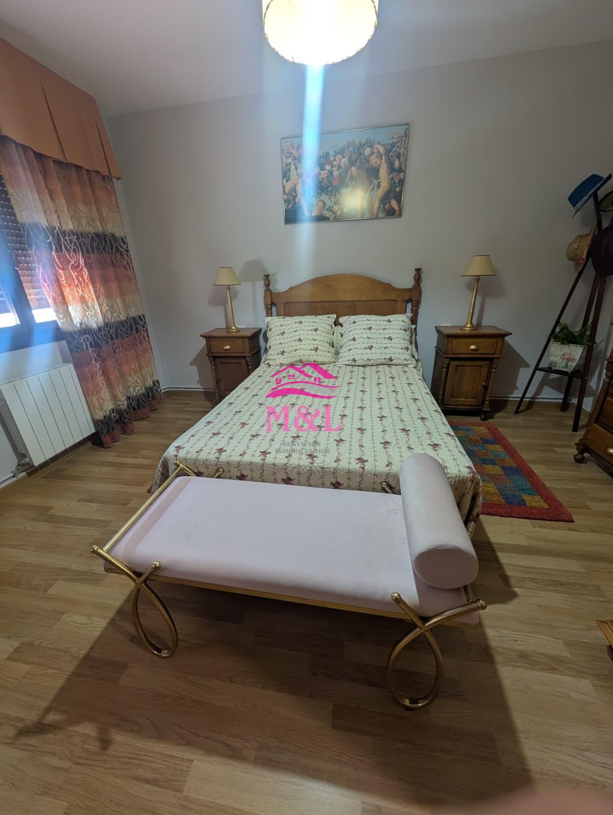 Dormitori de Casa o xalet en venda en Mérida amb Aire condicionat, Calefacció i Traster