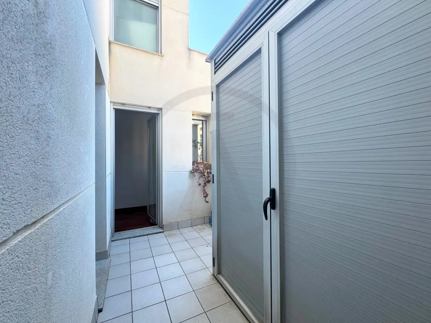 Wohnung zum Verkauf in Terrassa mit Klimaanlage, Heizung und Parkett