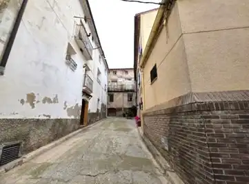 Vista exterior de Edificio en venta en Castillonroy