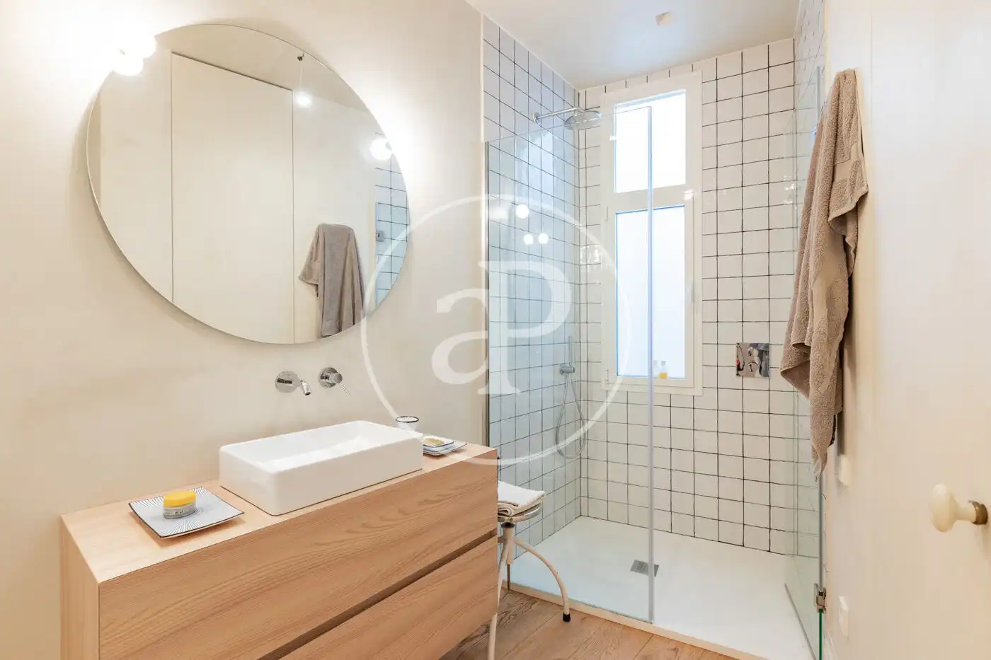 Baño de Piso en venta en Madrid con Calefacción y Amueblado