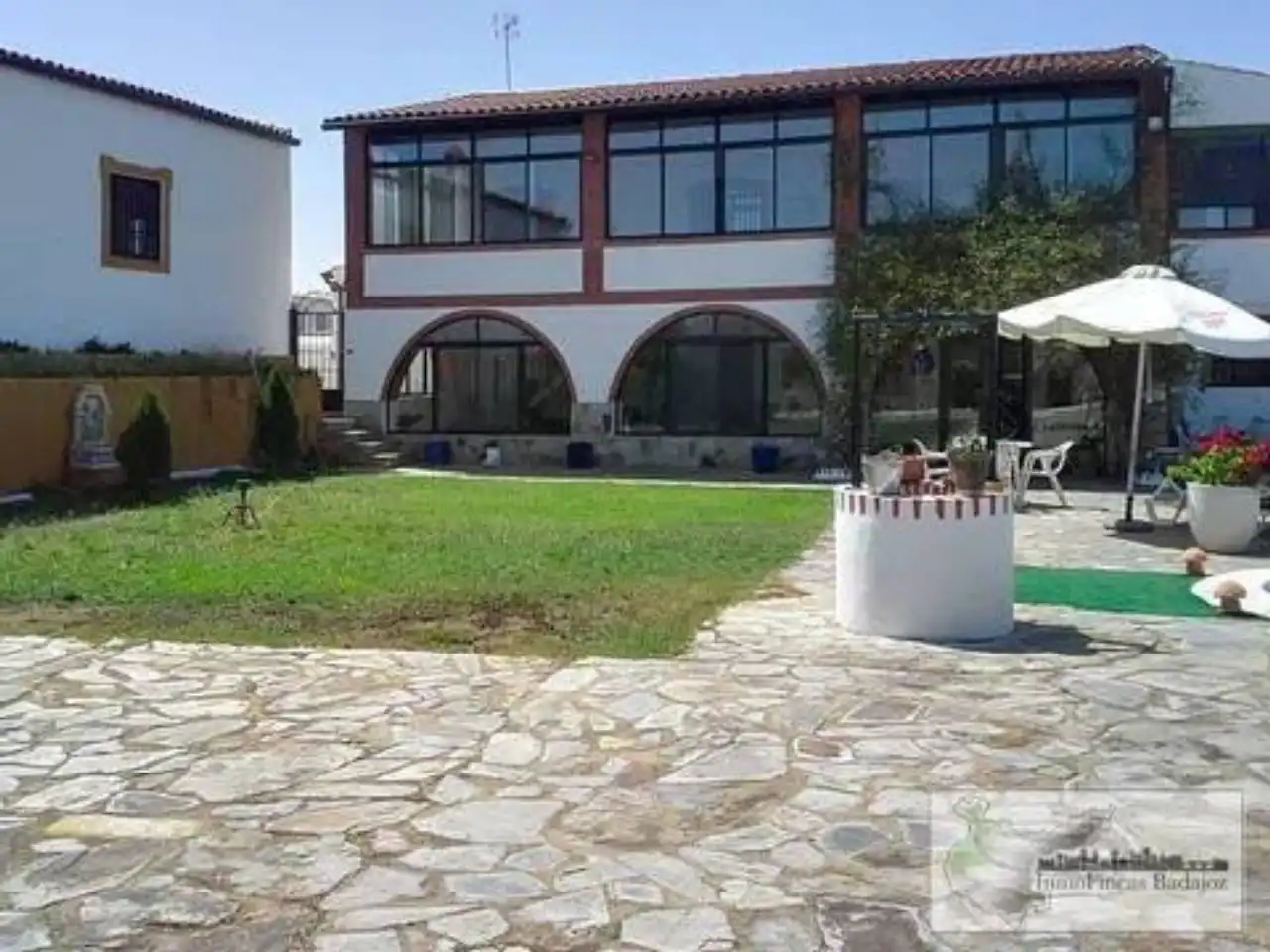 Finca rústica en venta en Higuera de Vargas con Aire acondicionado, Jardín privado y Terraza