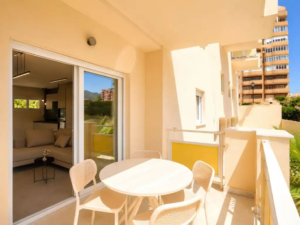 Balcony of Flat for sale in Fuengirola  with Air Conditioner, Terrace and Swimming Pool
