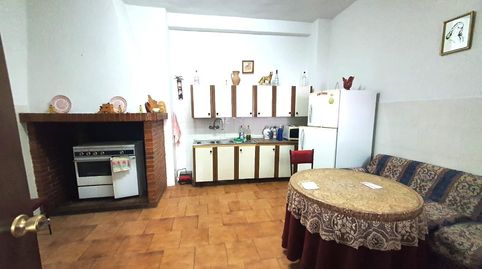 pisos de 4 habitaciones 2 baños Quesada
