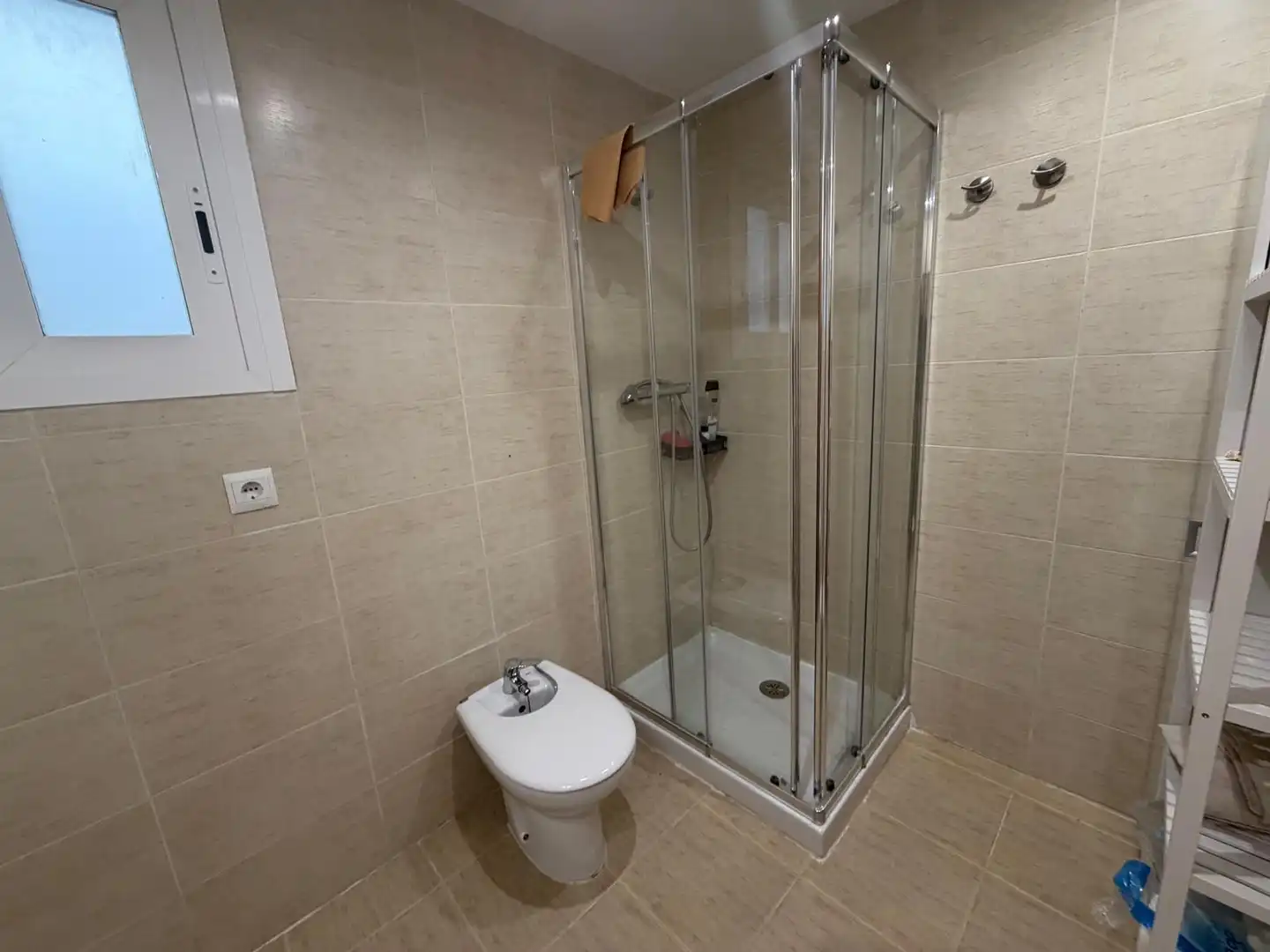 Badezimmer von Wohnung zur Miete in Moncofa mit Klimaanlage, Möbliert und Ofen