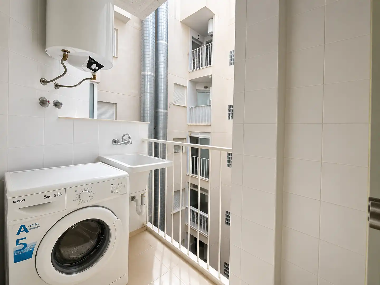 Terraza de Apartamento de alquiler en Águilas con Aire acondicionado, Calefacción y Trastero