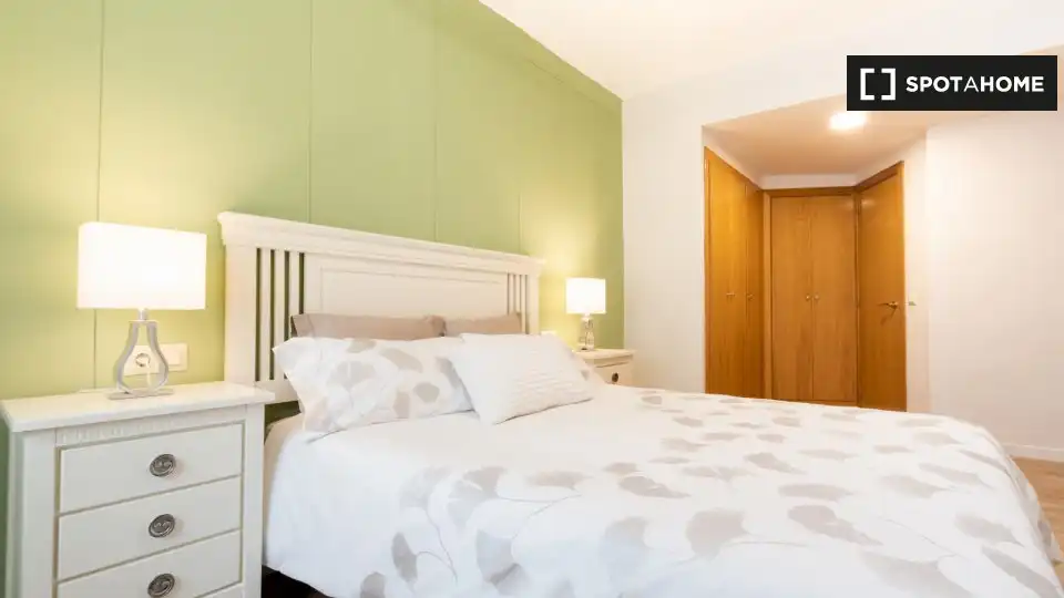 Wohnung zur Miete in Quatre Carreres, imagen 11