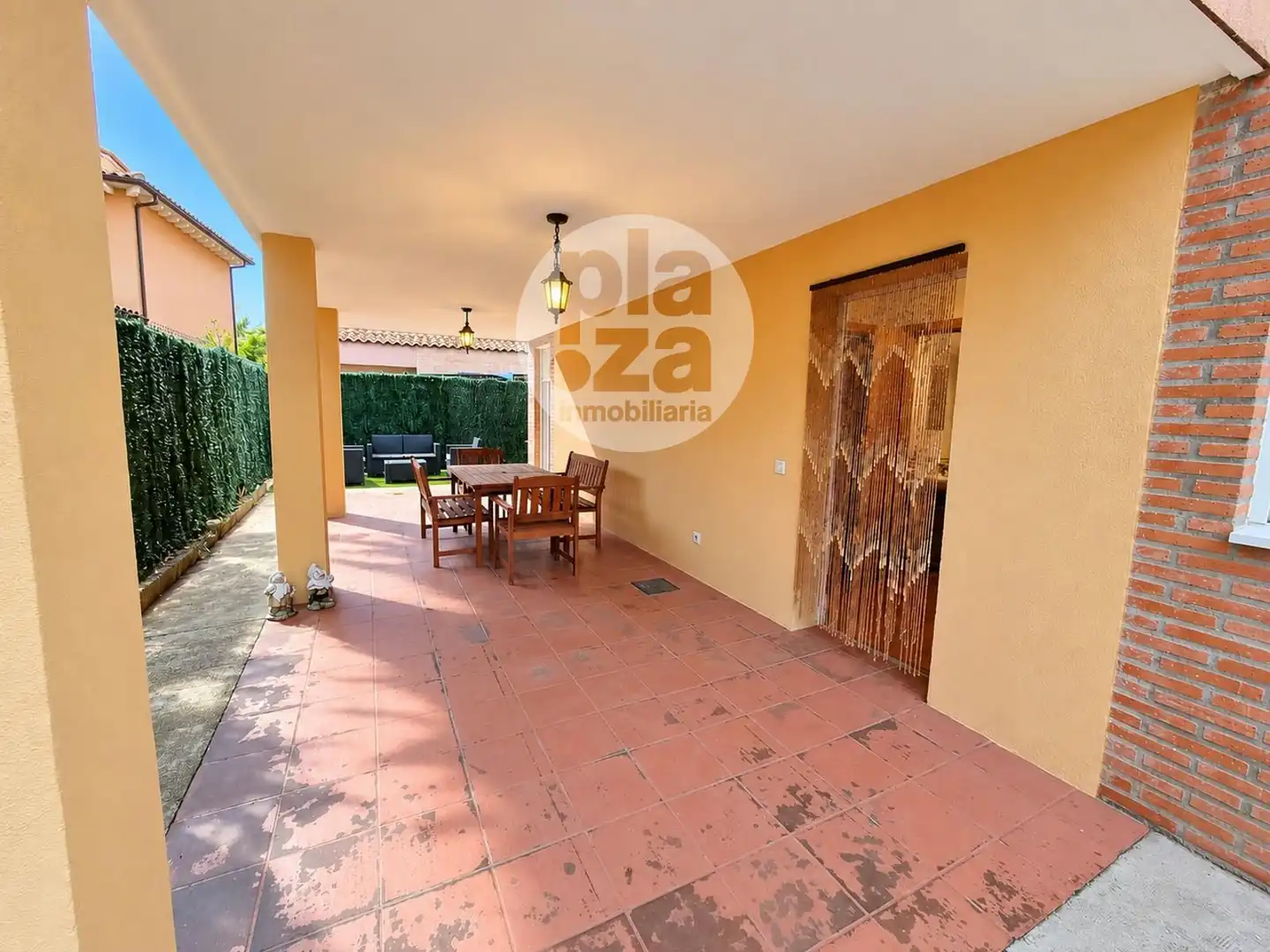Jardín de Casa adosada en venta en Valdorros, Burgos