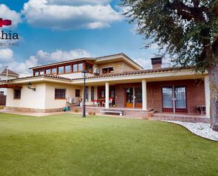 Vista exterior de Casa o xalet en venda en Sils amb Aire condicionat, Calefacció i Terrassa