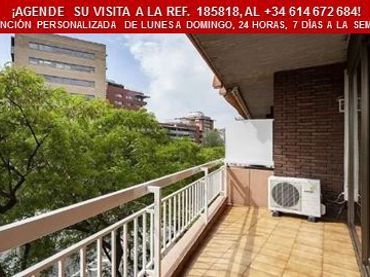 Penthouse with lift for sale in Carrer de Joan Güell 165