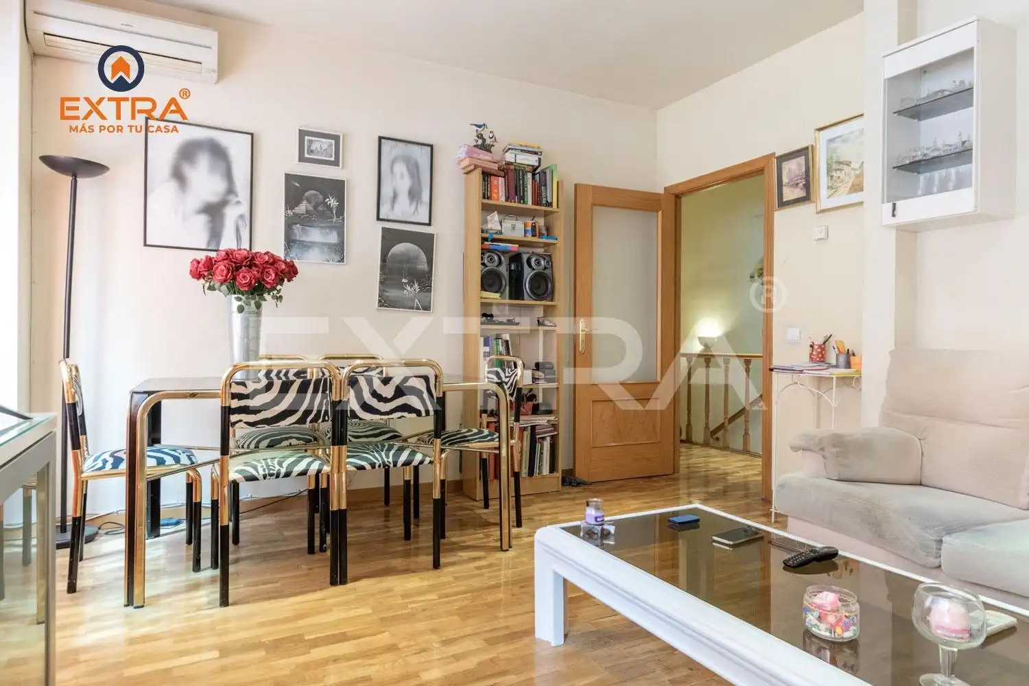 Sala de estar de Dúplex en venta en  Madrid Capital con Aire acondicionado y Calefacción