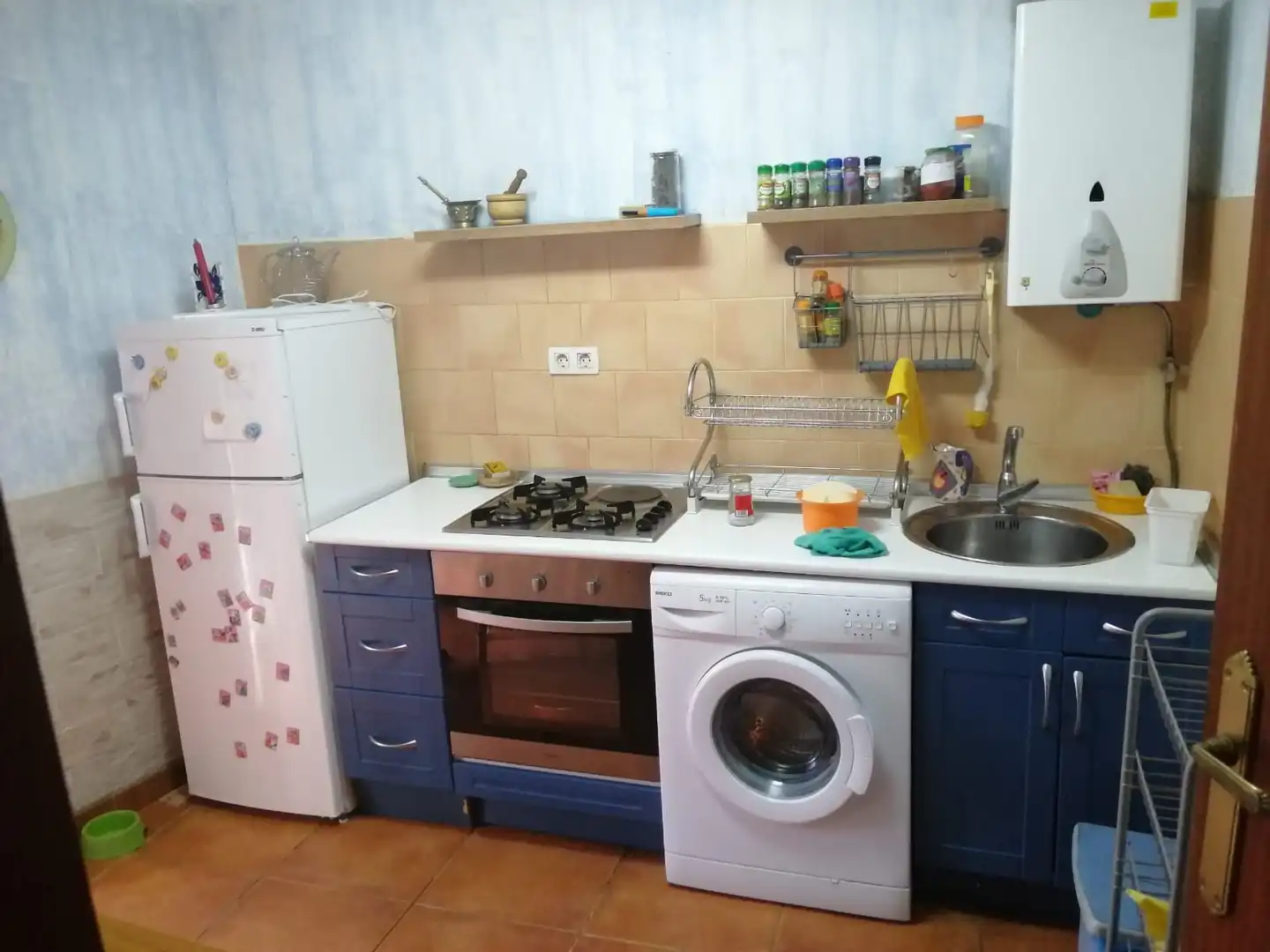 Cuina de Casa o xalet en venda en Briviesca amb Calefacció, Jardí privat i Terrassa