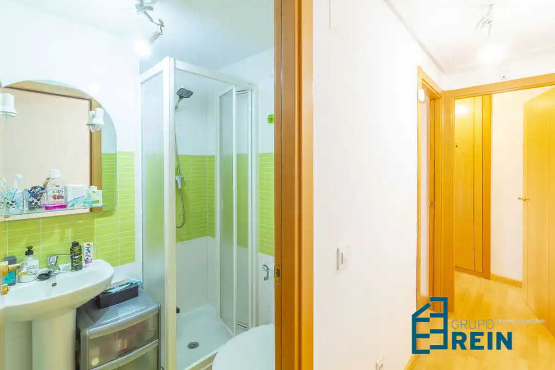 Bathroom of Flat for sale in Recas  with Air Conditioner and Heating