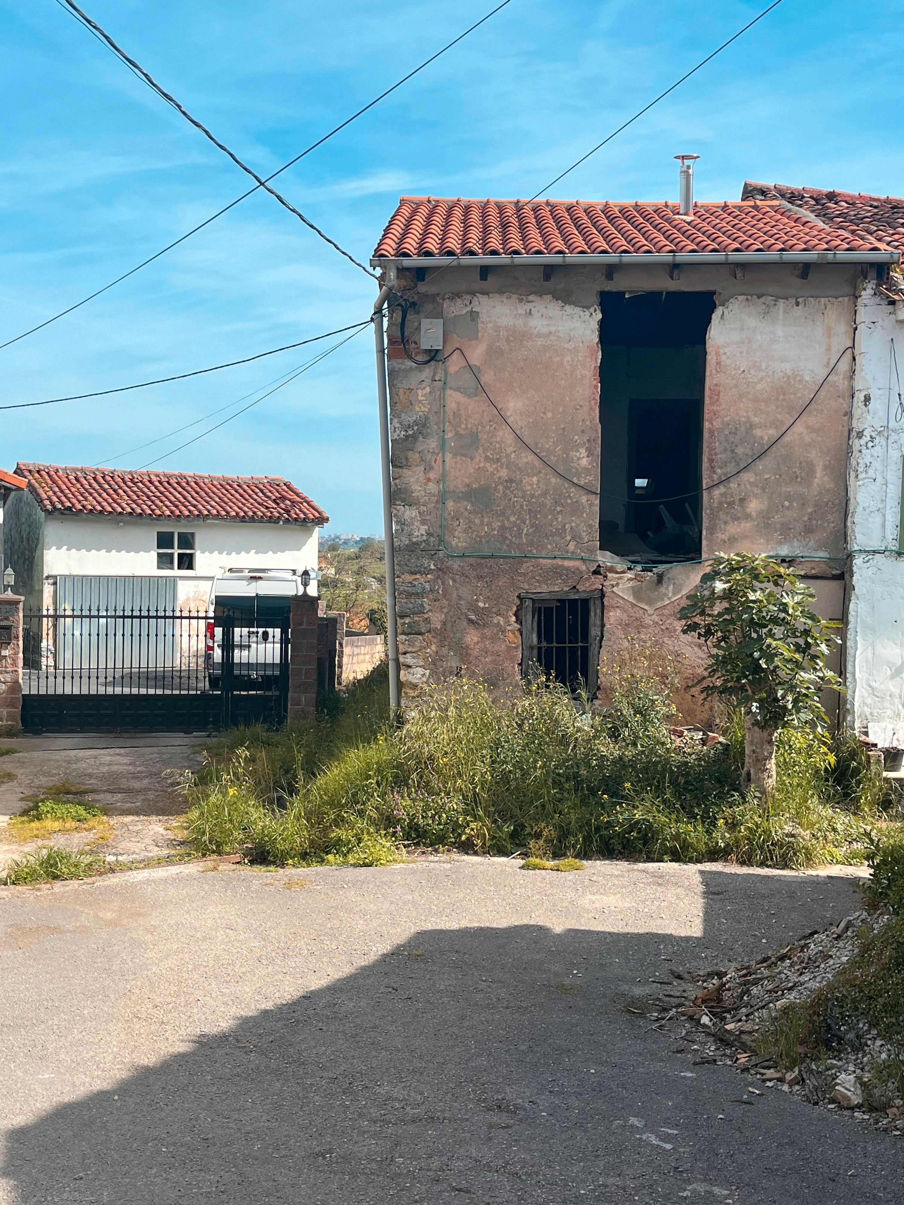 Exterior view of Single-family semi-detached for sale in Villaescusa (Cantabria)  with Private garden