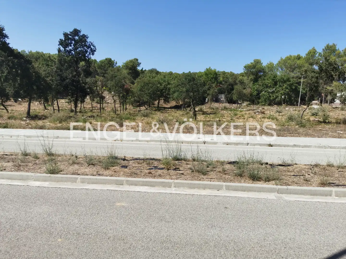 Wohnbaugrundstück zum Verkauf in Begues, imagen 7