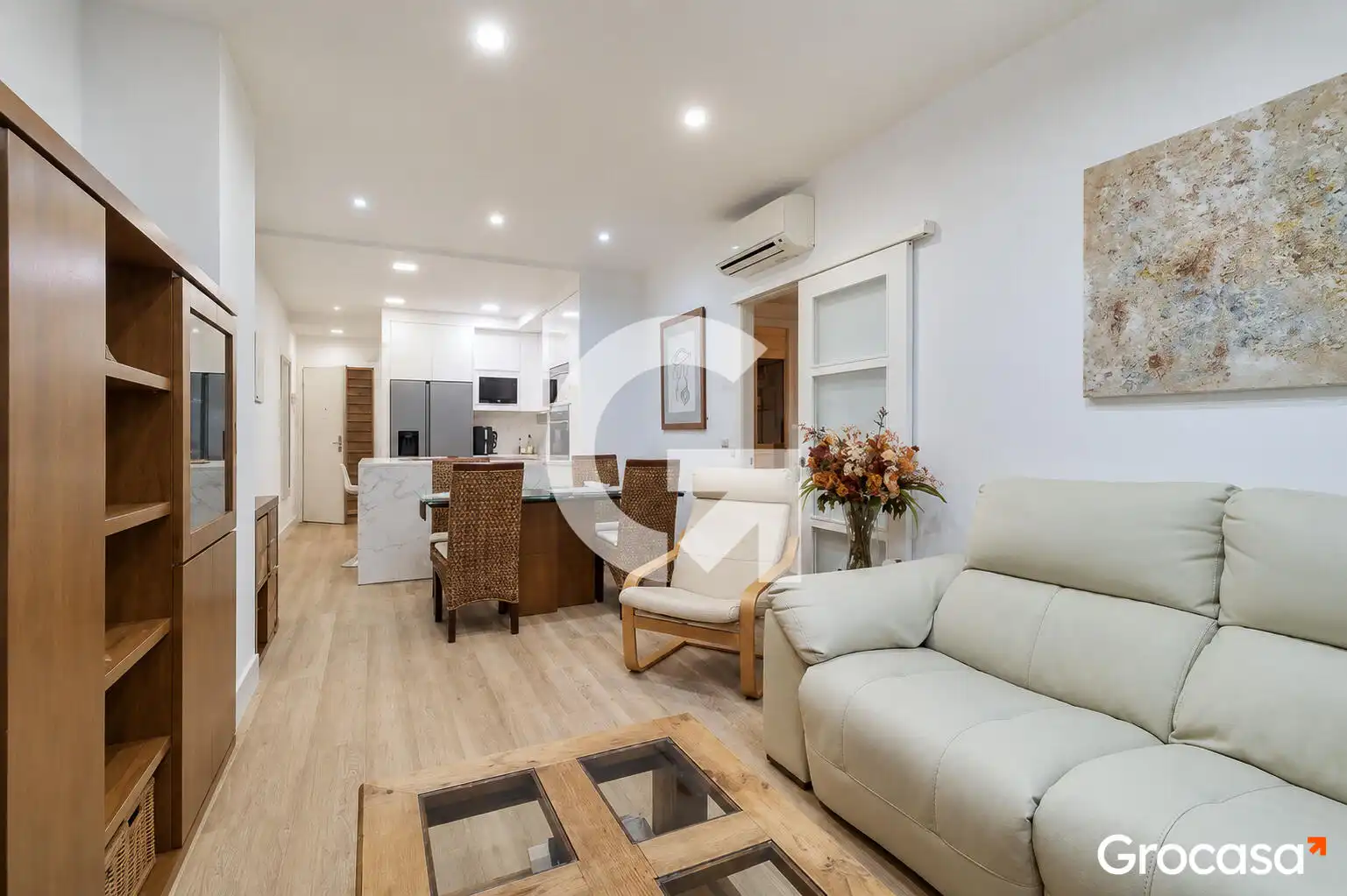 Sala d'estar de Pis en venda en Barcelona amb Aire condicionat, Forn i Piscina comunitària