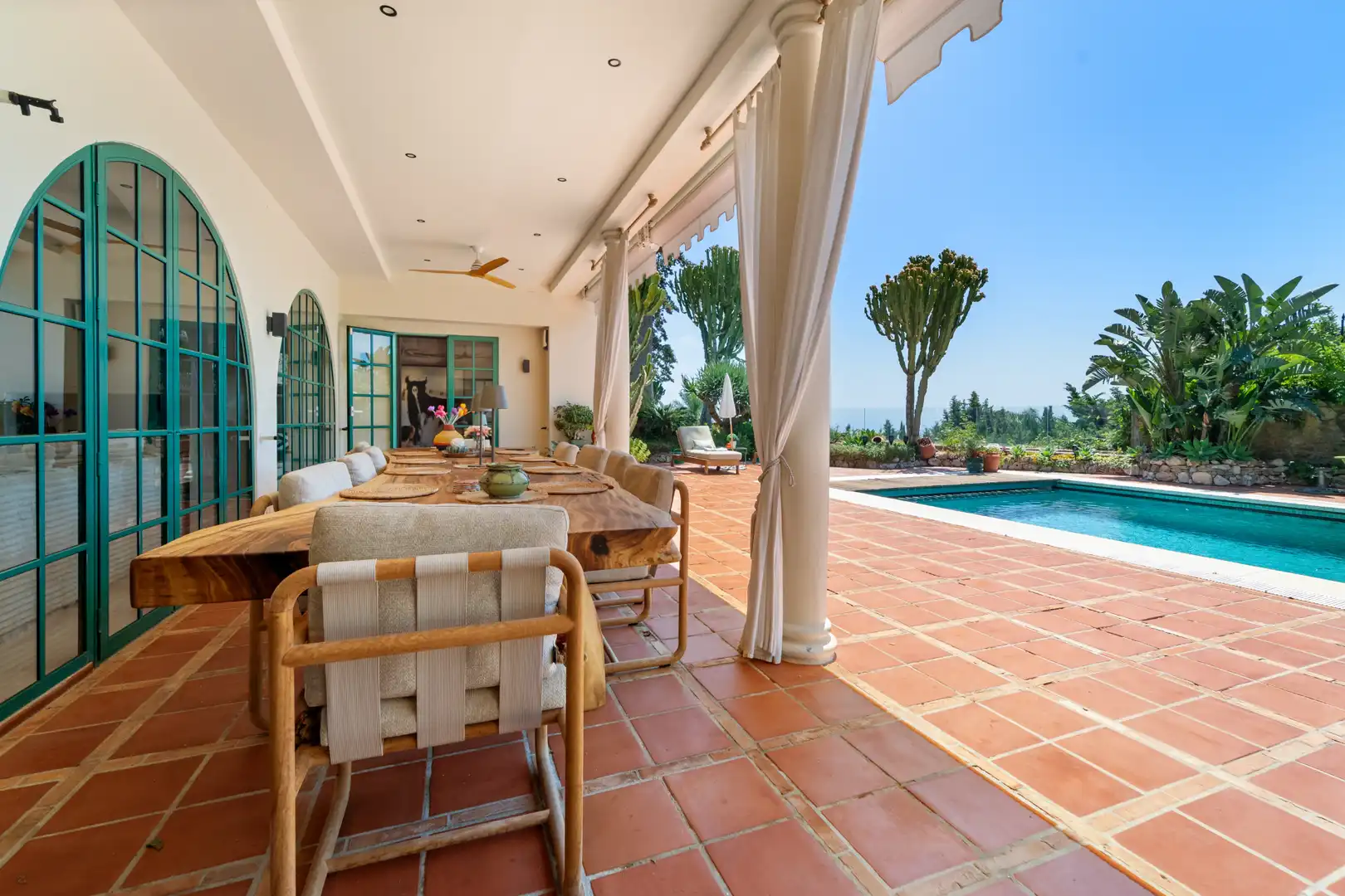 Terrassa de Casa o xalet en venda en Benalmádena amb Aire condicionat, Calefacció i Jardí privat