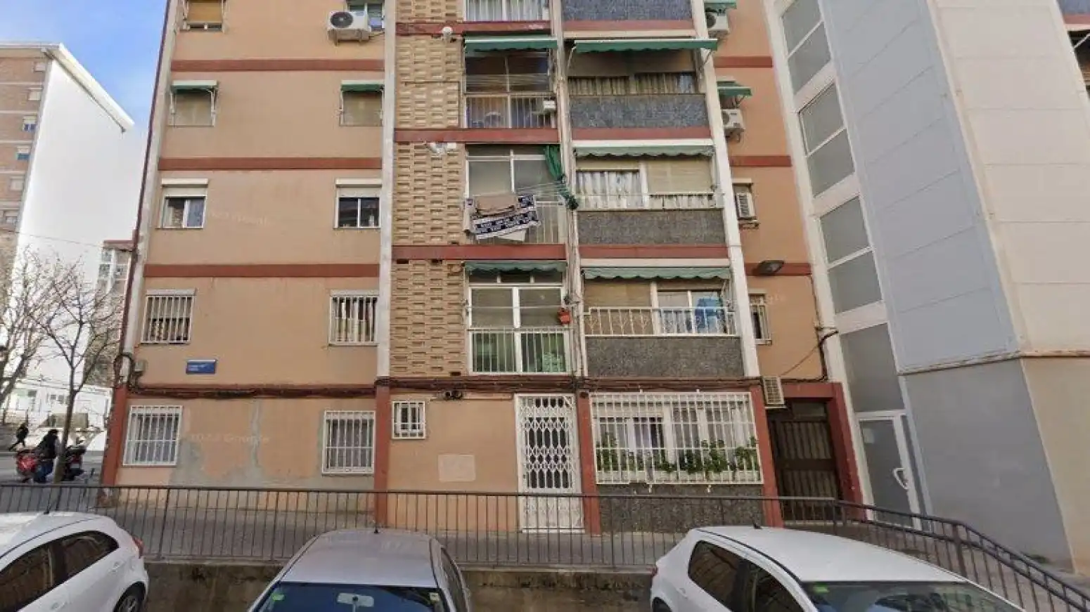 Appartamento con ascensore in vendita a Cornellà de Llobregat - Calle BAMBU