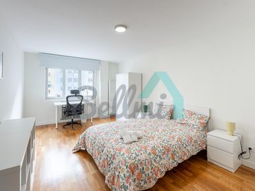 Flat with lift to rent in Foncalada