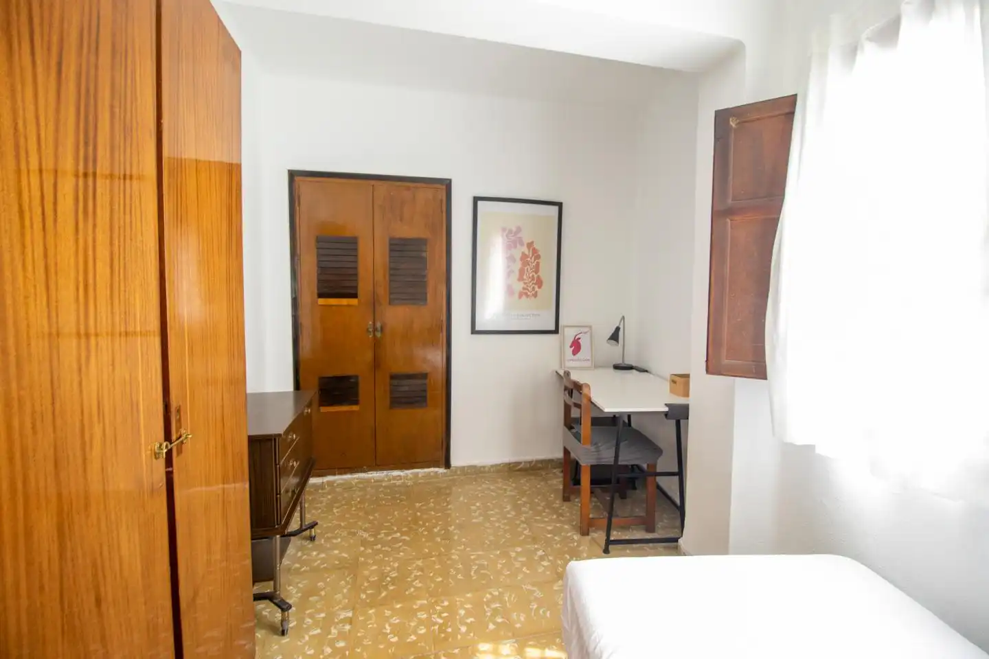 Bedroom of Flat for rent in Valencia  with Terrace and Furnished