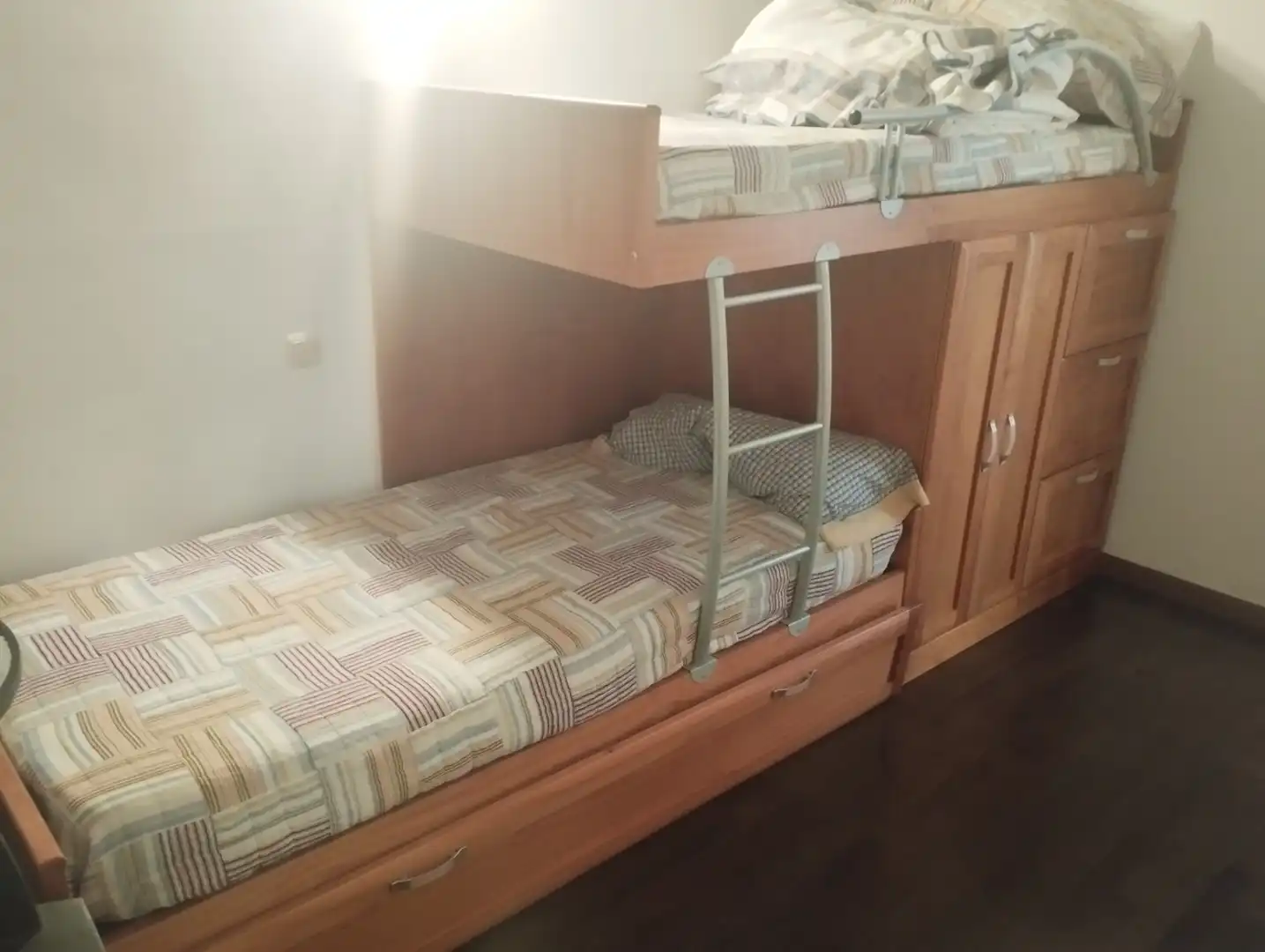 Habitación de Dúplex en venta en Jaca con Aire acondicionado, Calefacción y Parquet