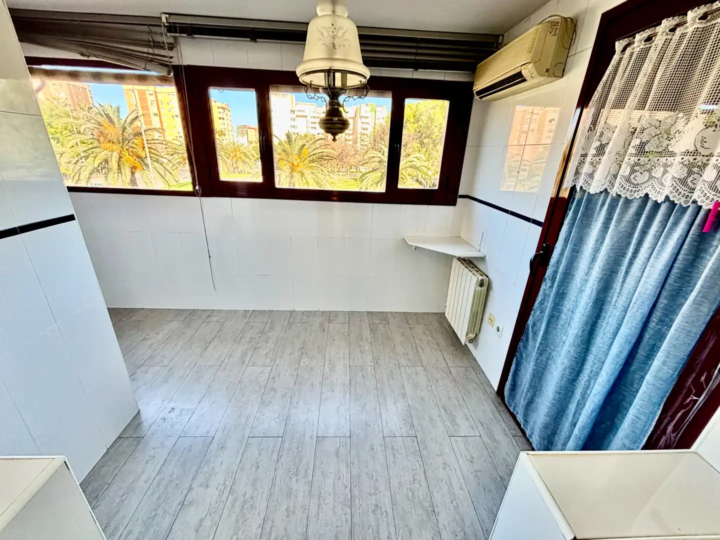Habitación de Piso en venta en Alicante / Alacant con Aire acondicionado, Calefacción y Terraza