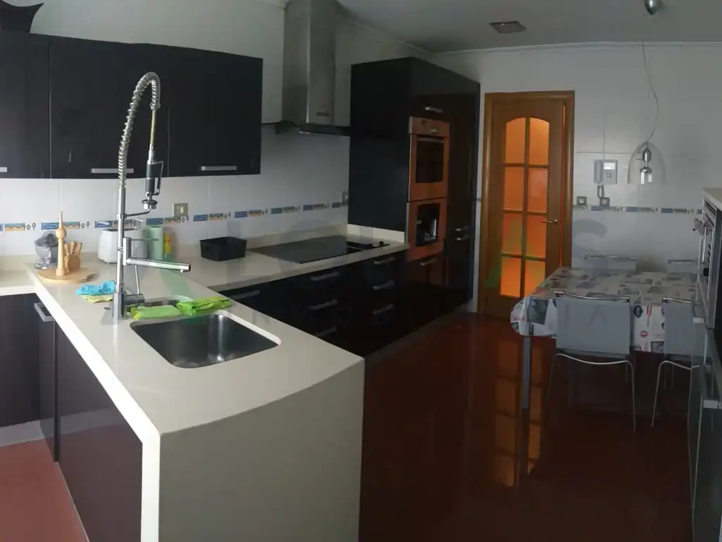 Cocina de Piso en venta en Lugo con Terraza y Balcón