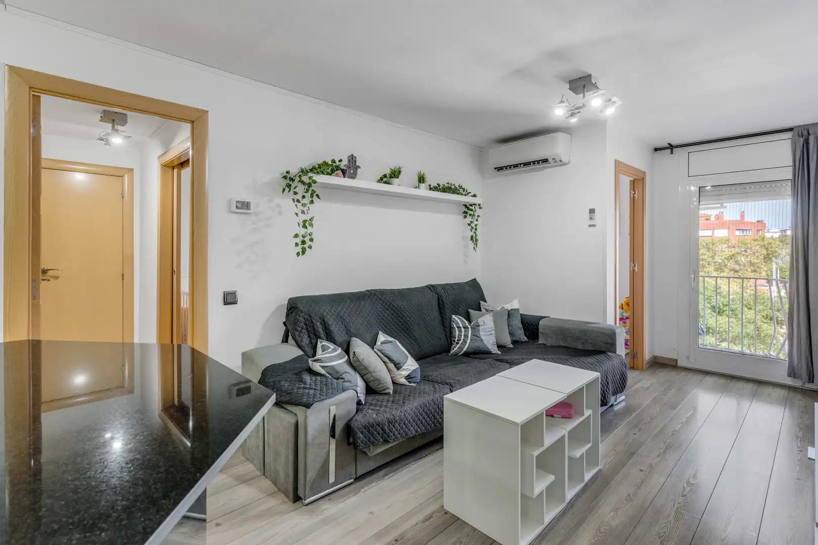 Flat with terrace for sale in Sant Adriá Nord, imagen 12