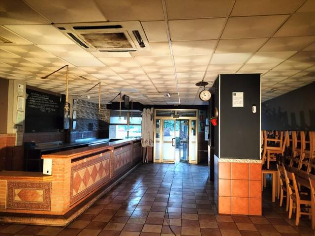 Local comercial en Venta en Parque Alcosa