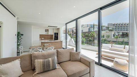 Foto 2 de Apartamento en venta en Avenida 8 de Marzo, El Higuerón, Fuengirola