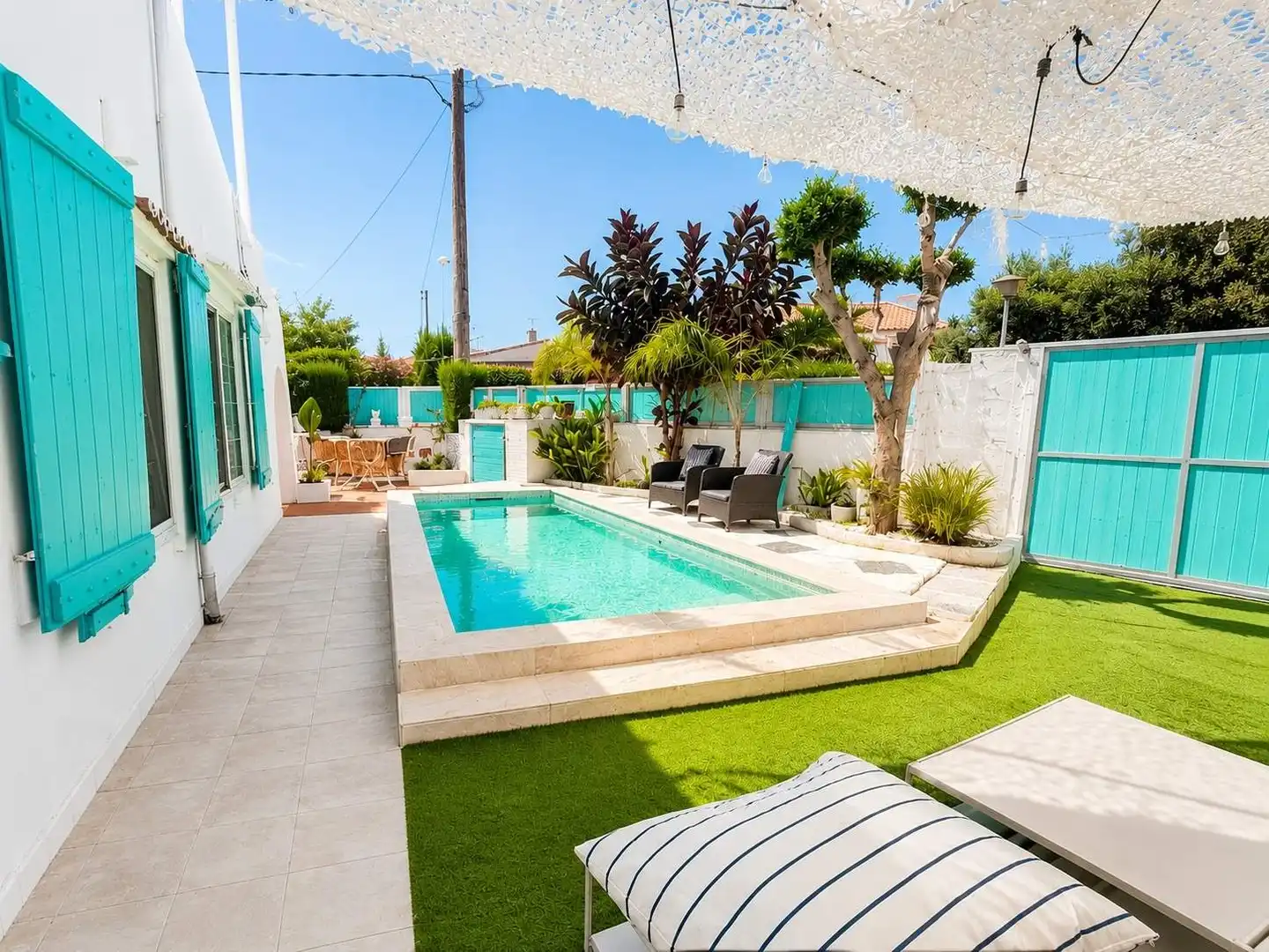 Piscina de Casa o xalet en venda en Sitges amb Calefacció, Jardí privat i Traster