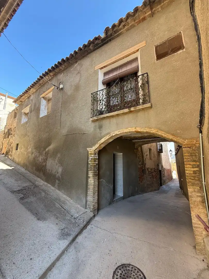 Vista exterior de Finca rústica en venda en Fonz, Huesca